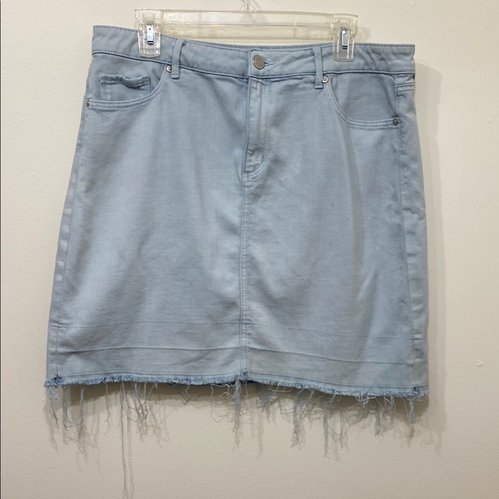 Light Blue Denim Skirt 🌼